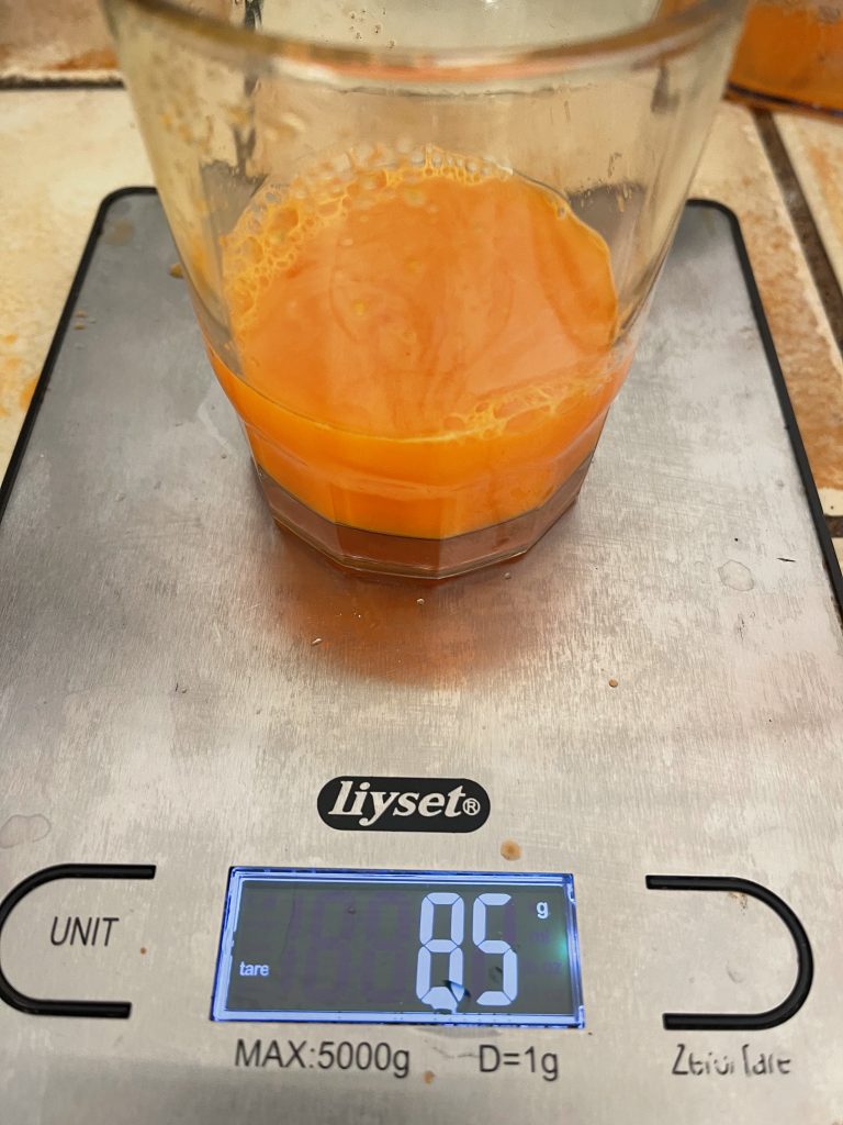 PHILIPS Domestic Appliances HR1889:70 Slow-Juicer zweiter Möhrentest