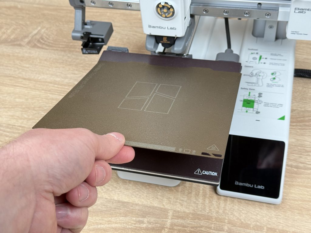 Bambu Lab A1 Mini 3D-Drucker Druckplatte einlegen