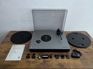 Lieferumfang des Cambridge Audio Alva ST Plattenspielers