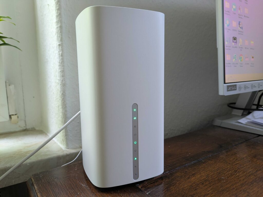TP Link VX800v Router Titelbild 2