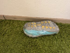 IceUnicorn Barfußschuhe in Plastikfolie
