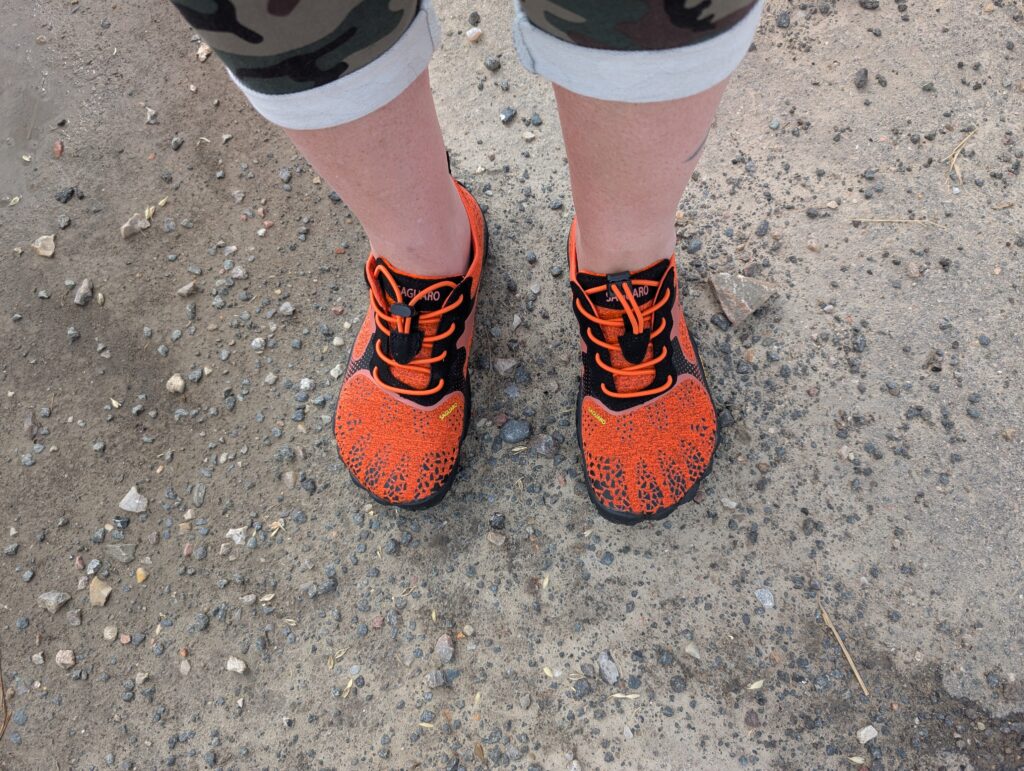 Saguaro Unisex Barfußschuhe mit kleinen Steinchen