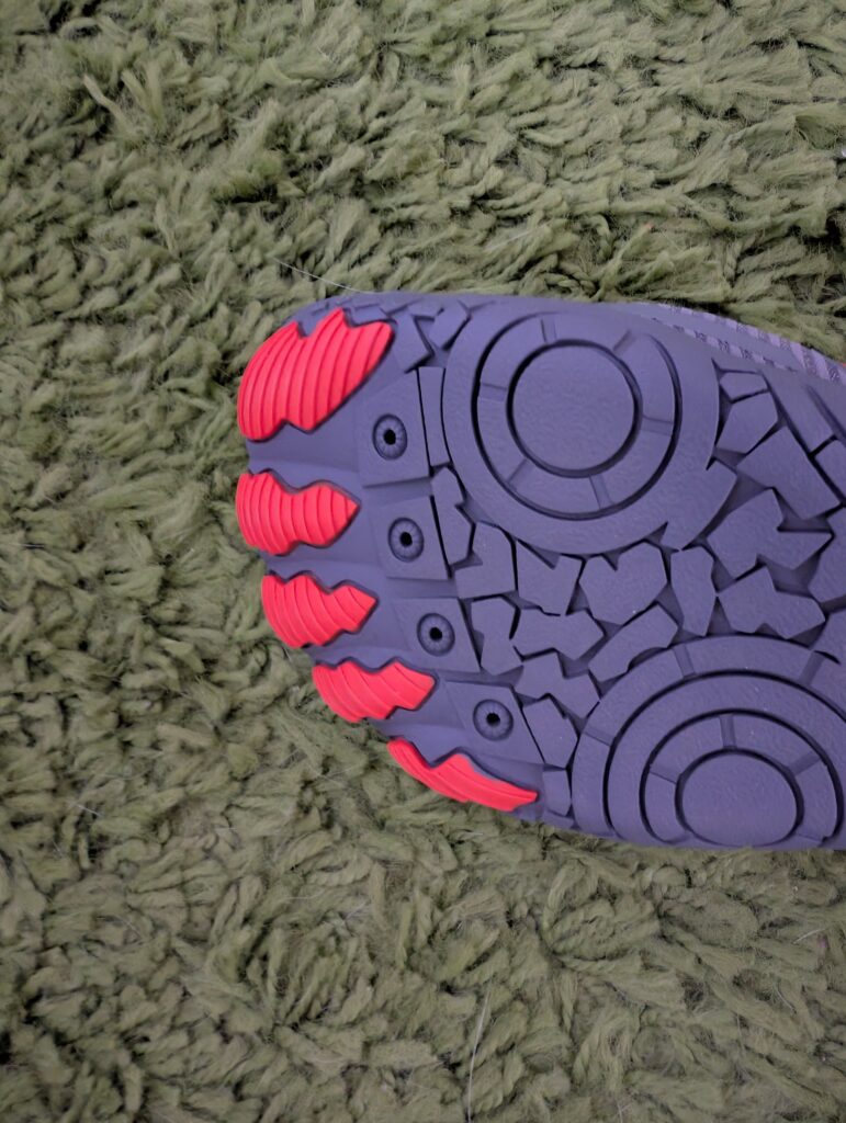 Teechodina Barfußschuhe Sohlenprofil Zehen Detail