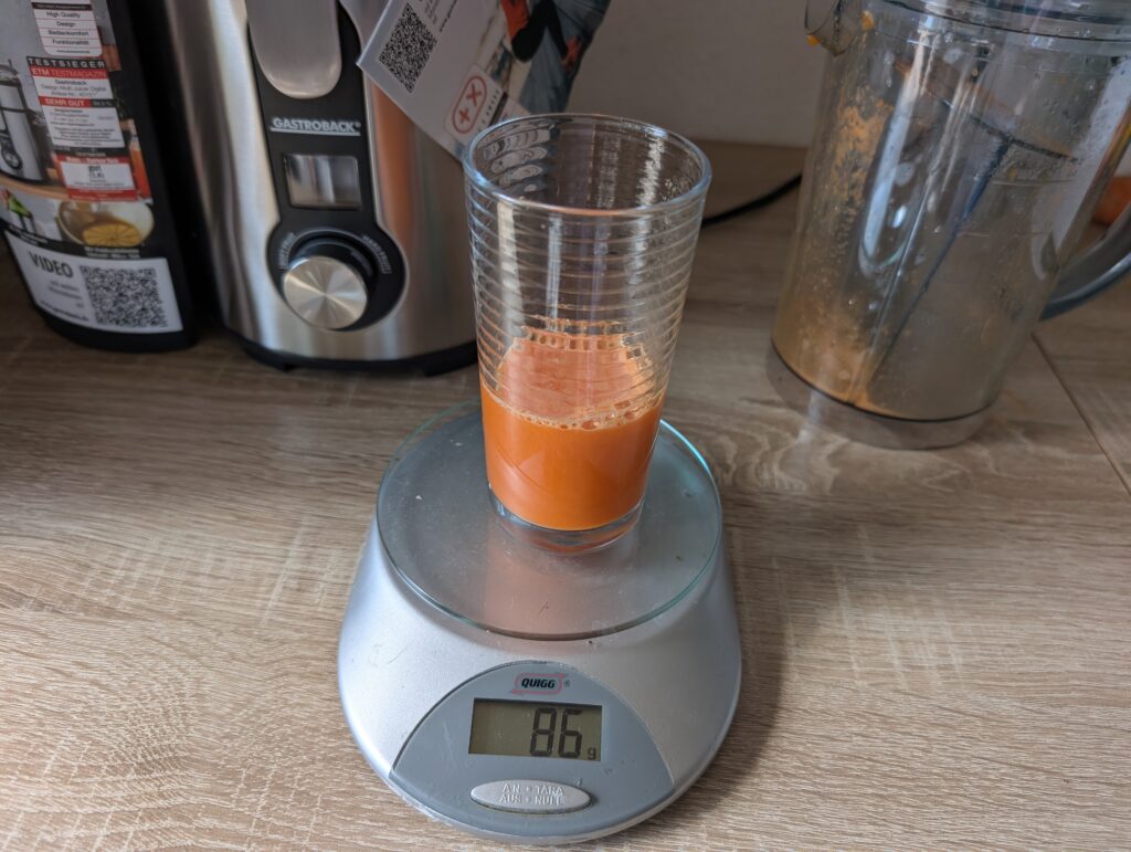 Gastroback Design Multi Juicer Digital Entsafter Möhrensaft