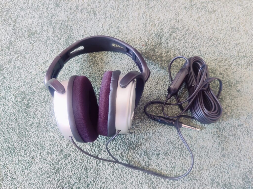 Philips Audio SHP2500/10 Over-Ear-Kopfhörer Übersicht