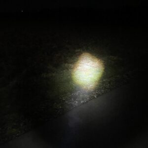 REHKITTZ S1600 LED-Taschenlampe Lichtkegel