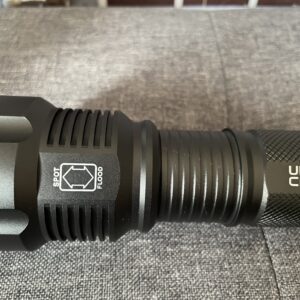 REHKITTZ S1600 LED-Taschenlampe Zoom