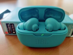 JBL Wave Beam 2 In-Ear-Kopfhörer Ladecase mit Ladeanzeige