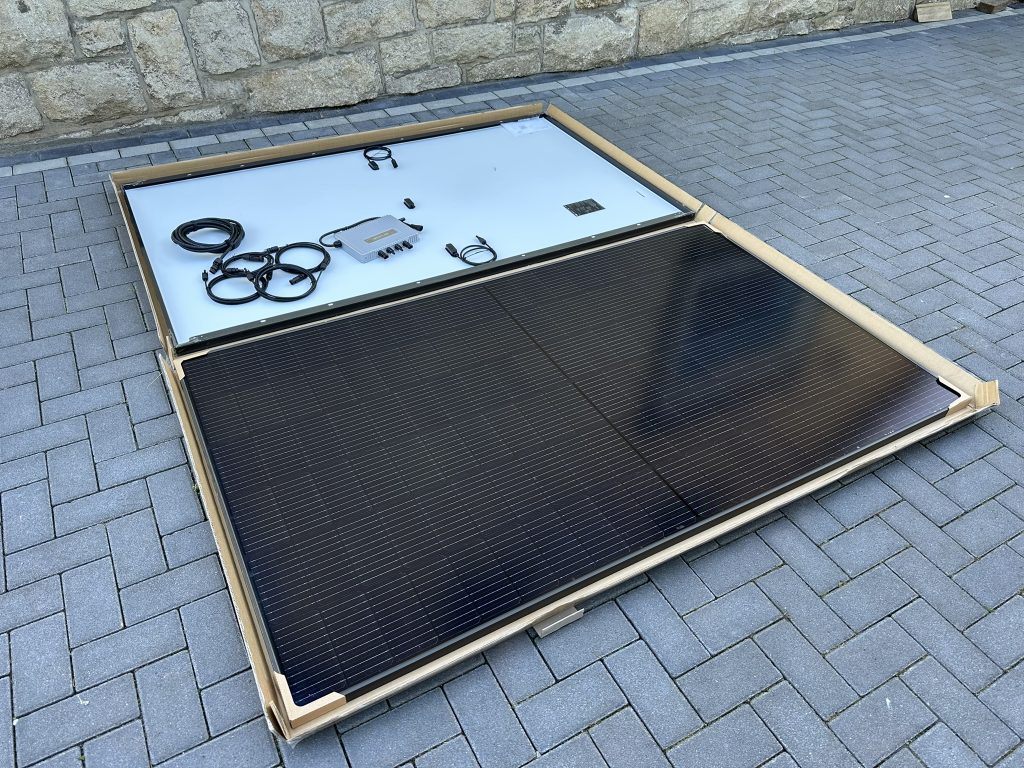 EcoFlow-STREAM-Balkonkraftwerk-Solarmodul-in-Verpackung-1024x768