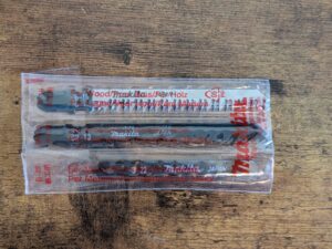 Sägeblätter der Makita 4351 FCTJ Stichsäge verpackt