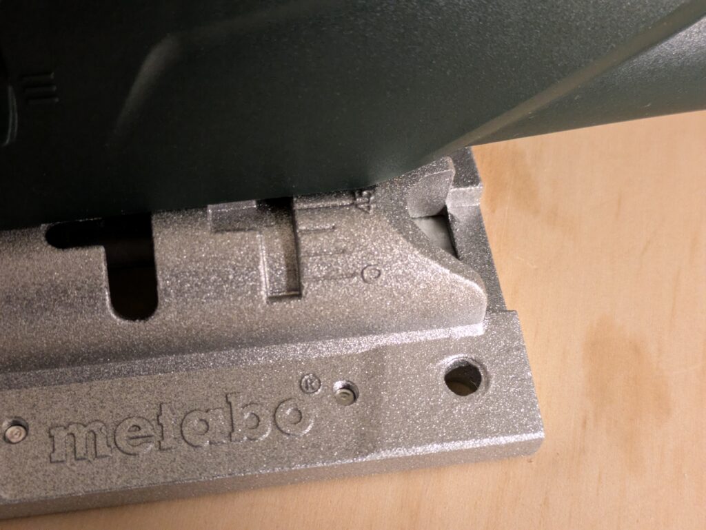 Winkelanzeige der Metabo STEB 65 Quick Stichsäge