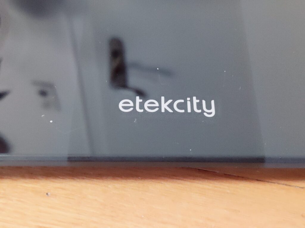 Etekcity EFS-C651-KDE Personenwaage Schriftzug
