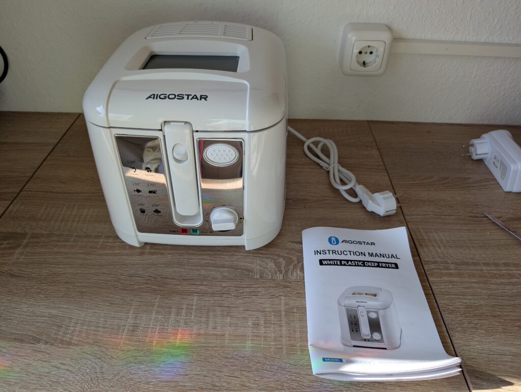 Aigostar-Fritteuse ausgepackt