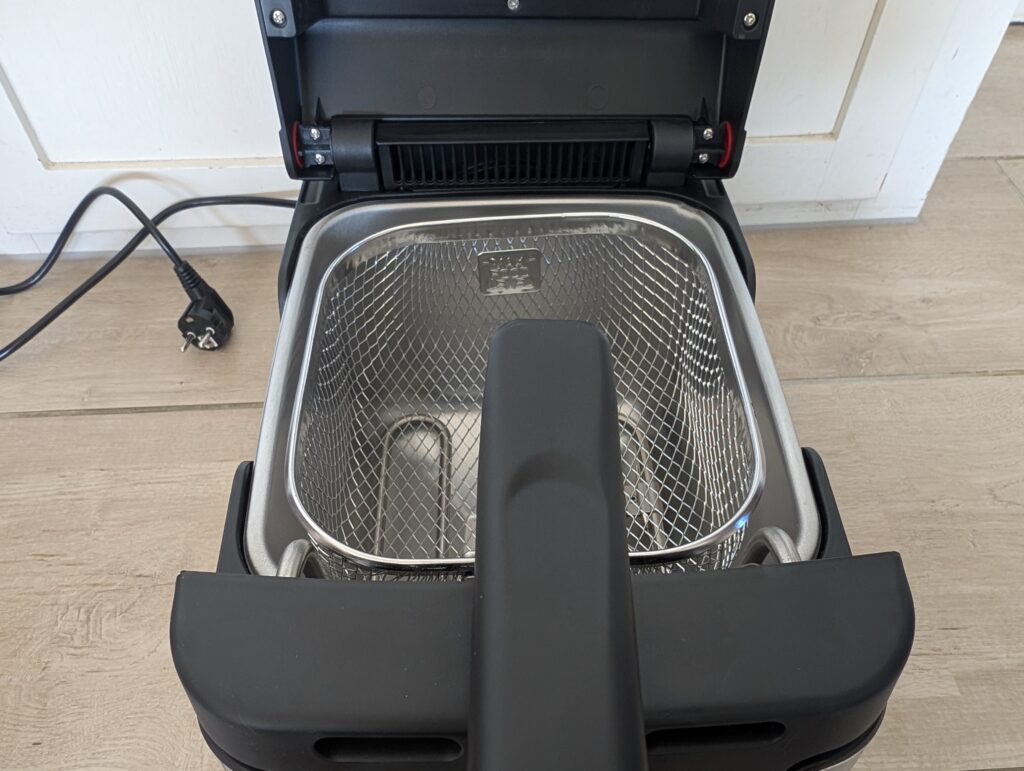 Tefal Clear Duo Fritteuse mit Korb Detail