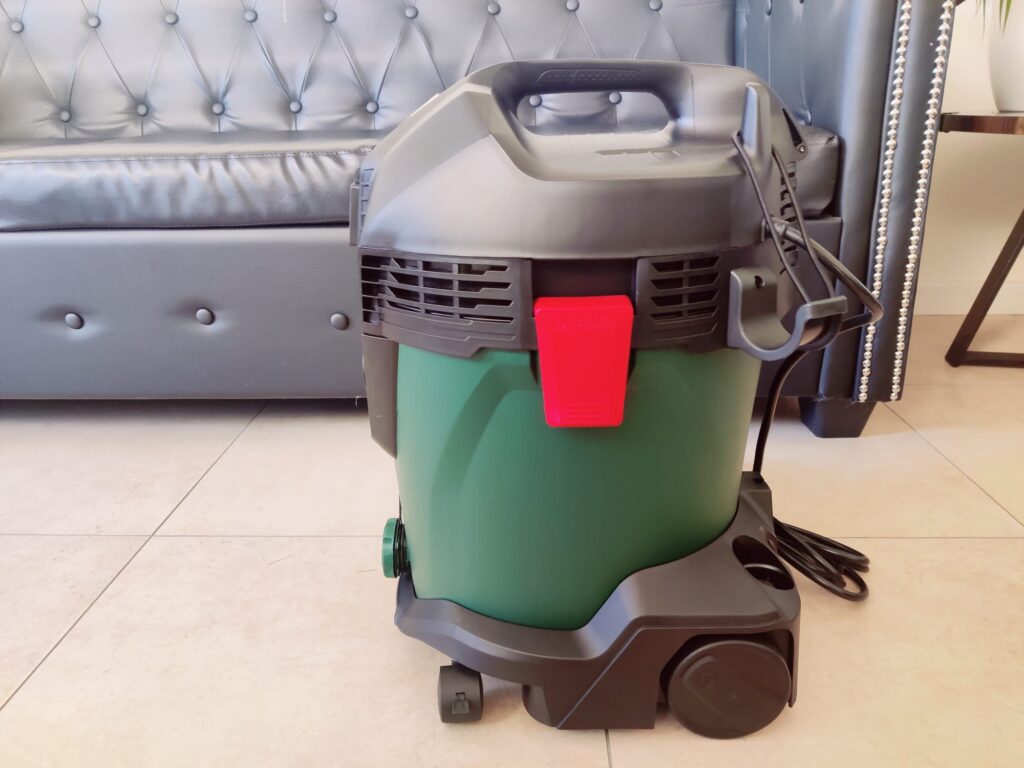 Bosch AdvancedVac 20 Nasssauger von der Seite