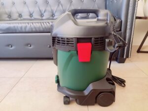 Bosch AdvancedVac 20 Nasssauger von der Seite
