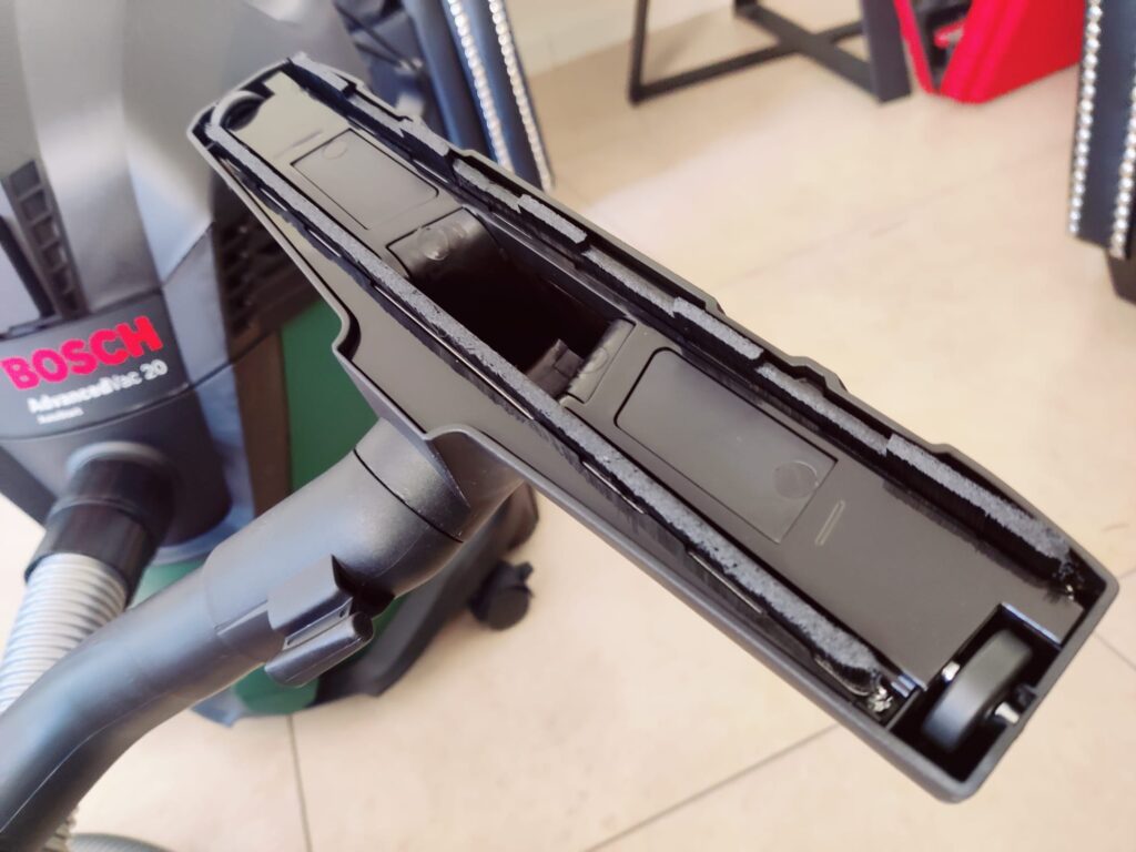 Bosch AdvancedVac 20 Nasssauger Bodenbürste