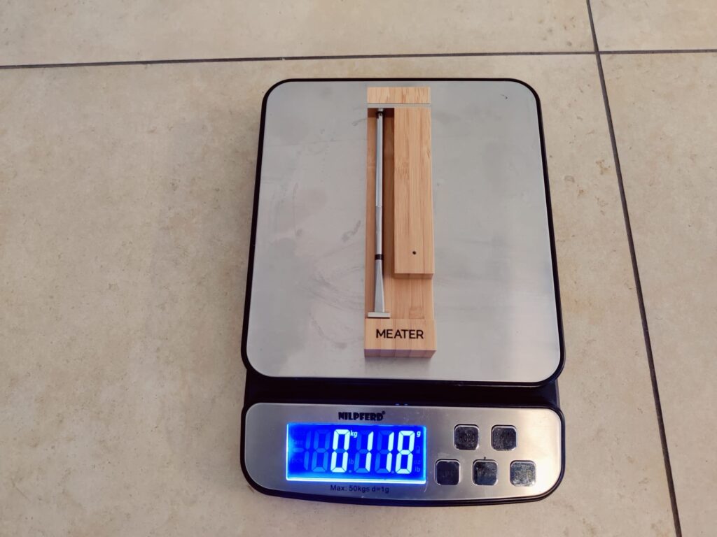 Meater Pro Grillthermometer Gewicht mit Ladestation