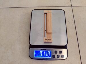 Meater Pro Grillthermometer Gewicht mit Ladestation