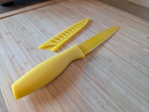 Amazon Basics Messerset Allzweckmesser und Klingenschutz