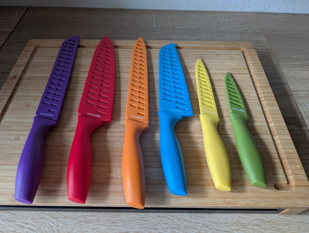 Amazon Basics Messerset ausgepackt