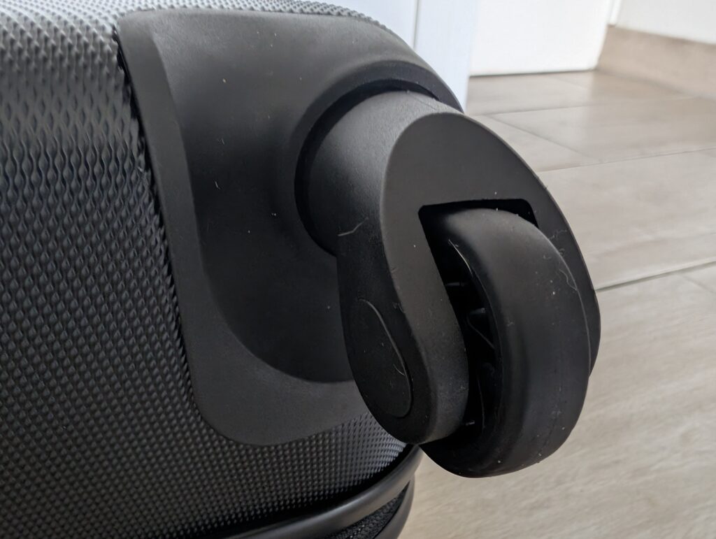 Coolife-Koffer Rollen Detail
