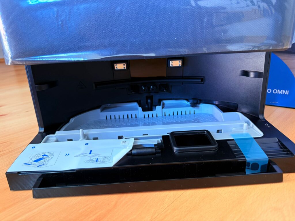 ECOVACS DEEBOT T90 PRO Omni Staubsauger-Roboter Station