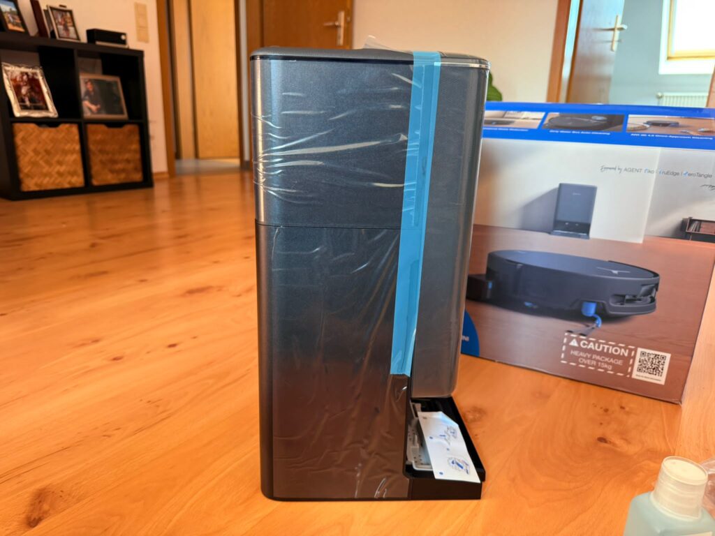 ECOVACS DEEBOT T90 PRO Omni Staubsauger-Roboter mit Station (2)