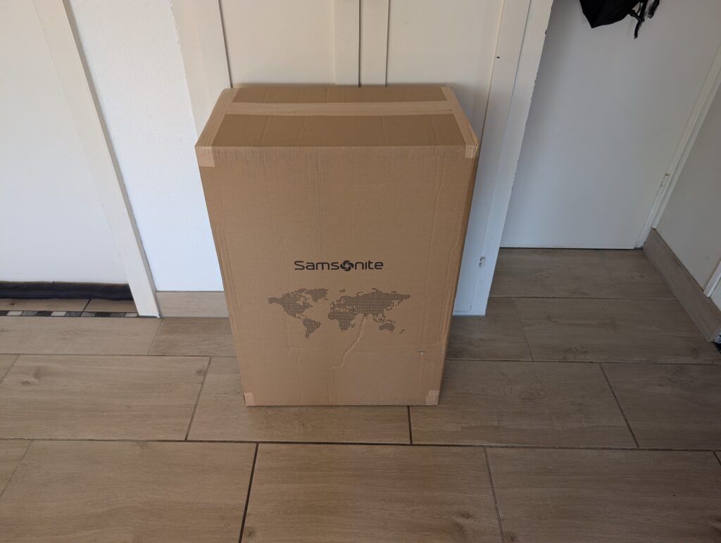 Samsonite Intuo Spinner L Koffer Verpackung