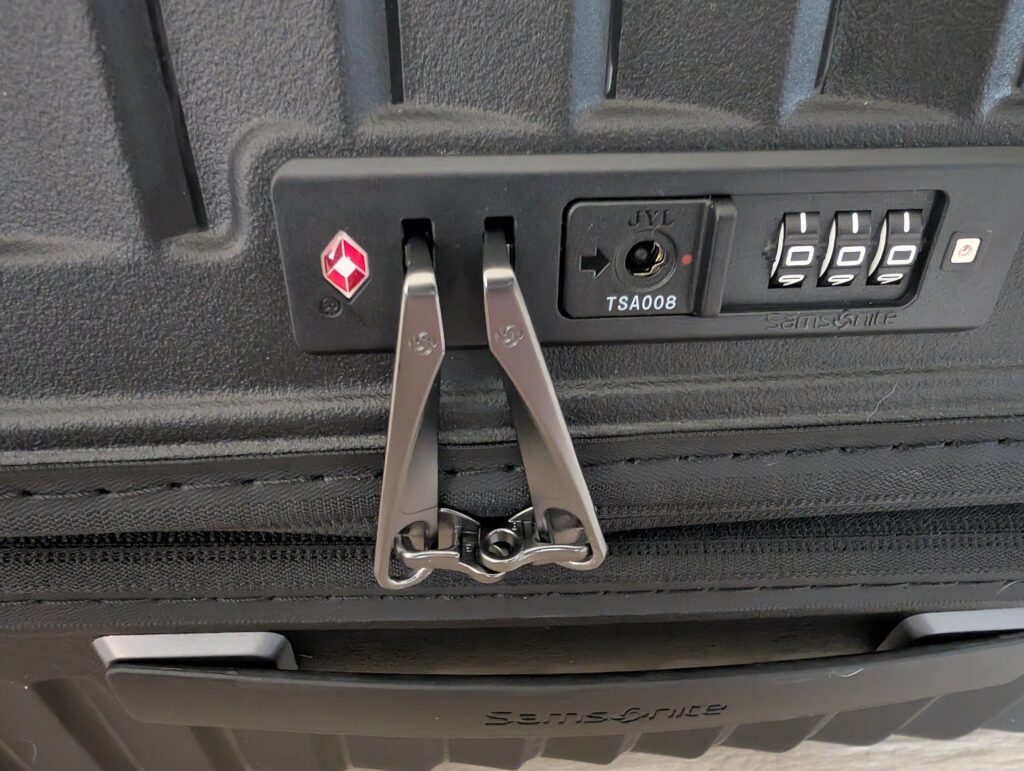 Samsonite Intuo Spinner L Koffer Zipper im Schloss