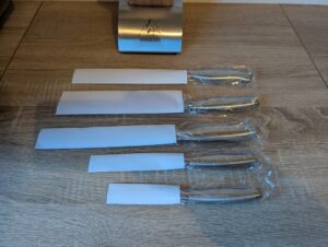 Svensbjerg SB-KS101 Messerset Messer in Verpackung