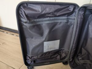 Travelite Basic Koffer Netzfach im Deckel