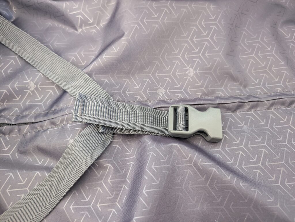 Travelite Basic Koffer Spanngurt Detail 1