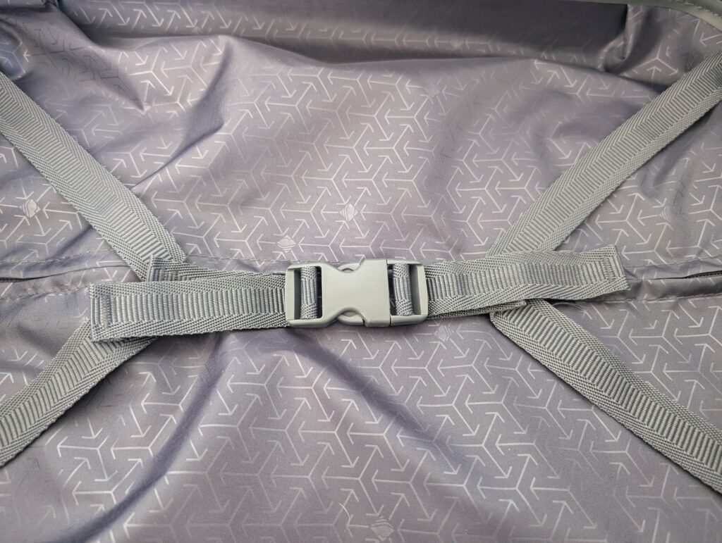 Travelite Basic Koffer Spanngurt Detail 2