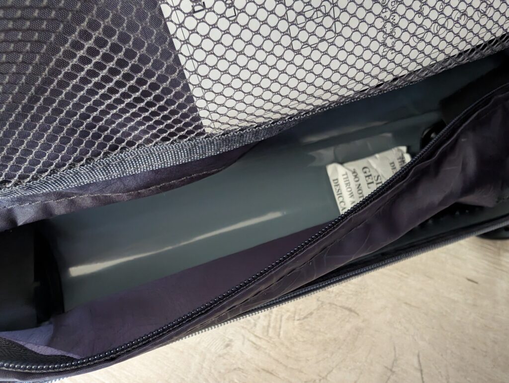 Travelite Basic Koffer Wartungszugang Deckel