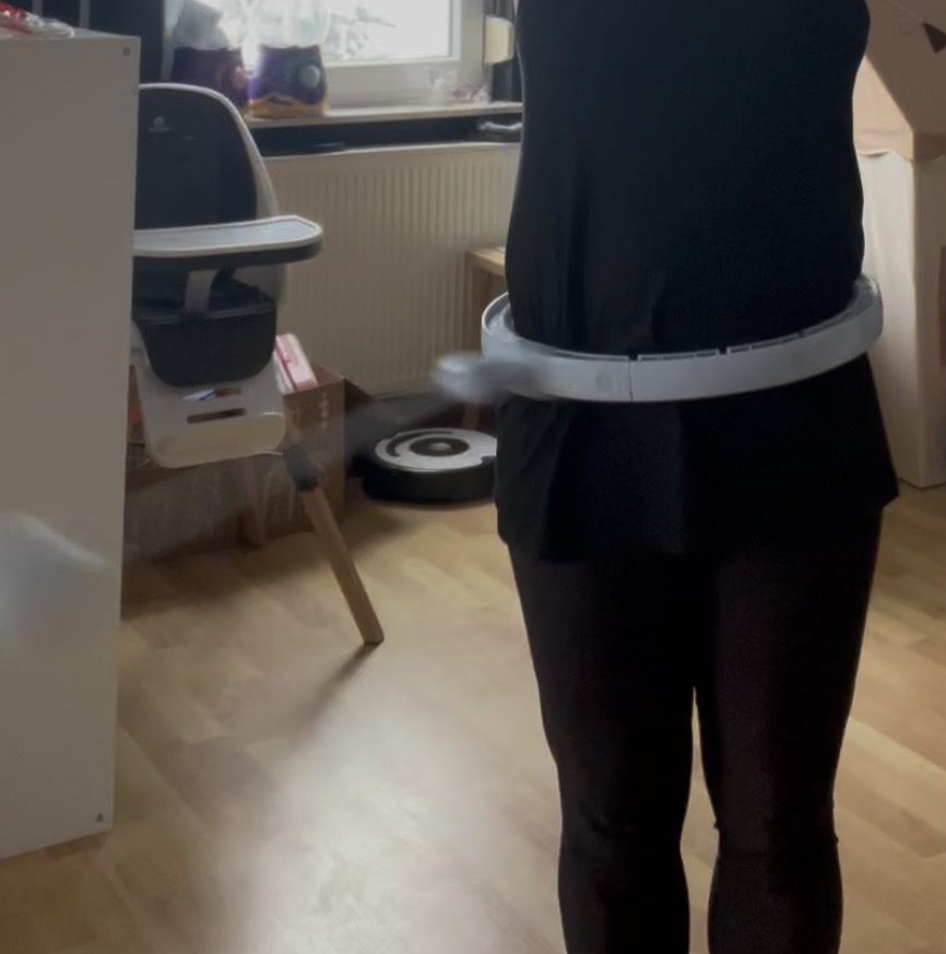 Wellrelaxx-Smart-Hula-Hoop Training
