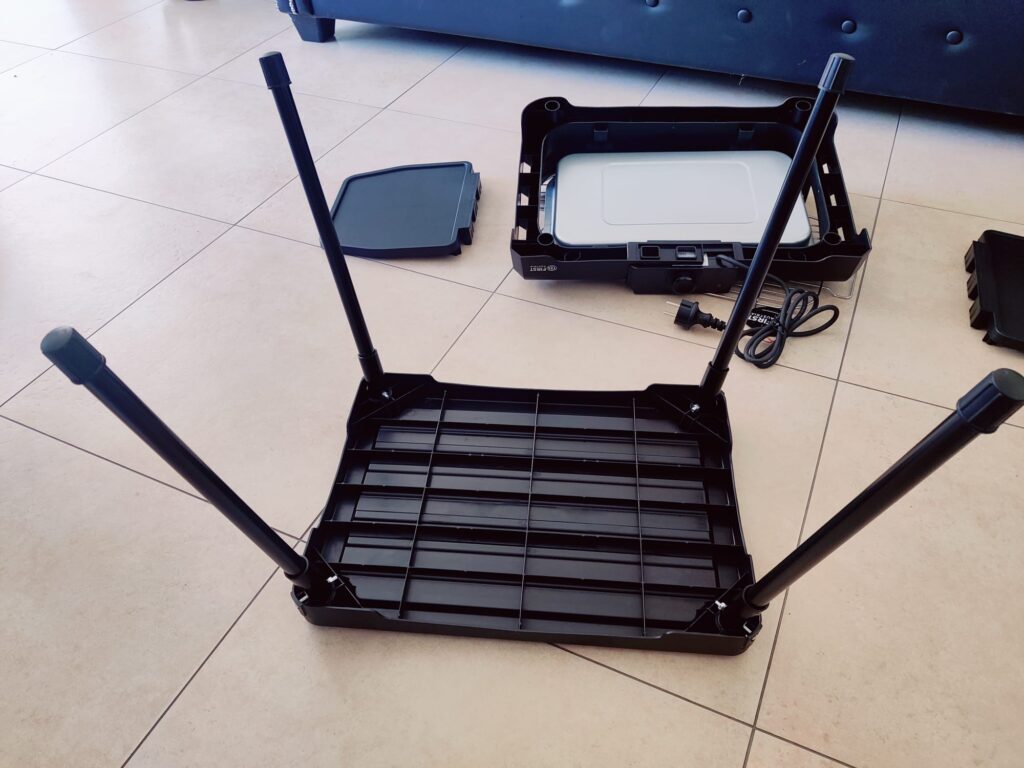 TZS First Austria FA-5350-3 Elektrogrill Standfüße montiert