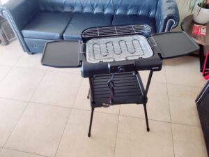 TZS First Austria FA-5350-3 Elektrogrill aufgebaut
