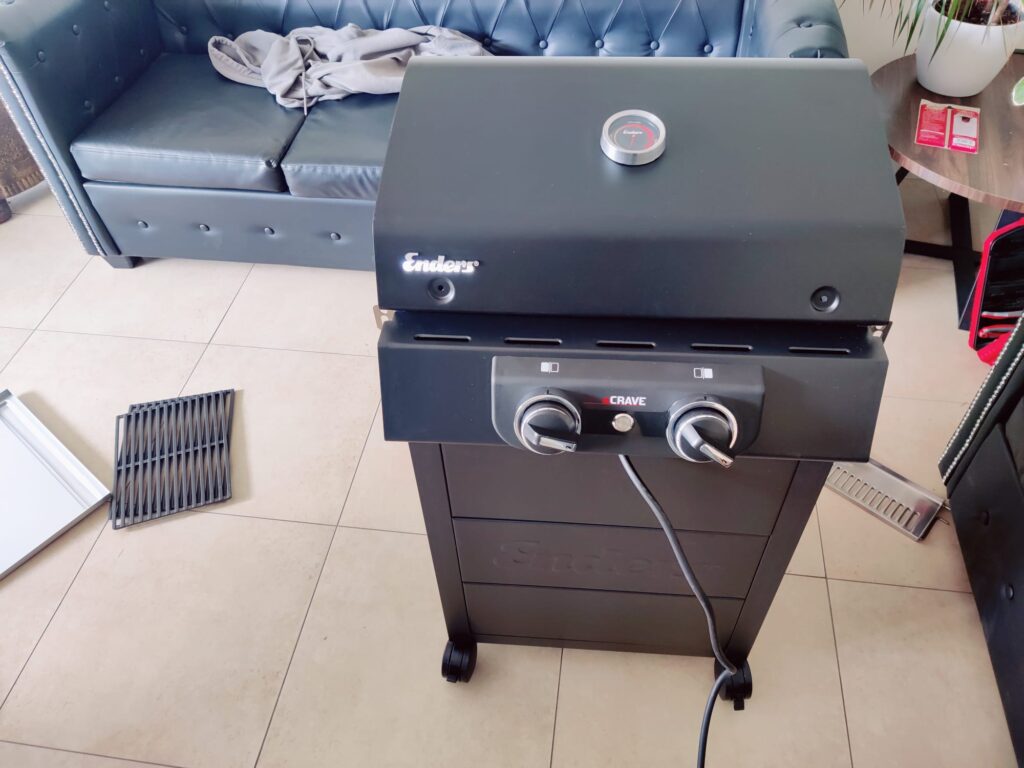 Enders eCRAVE 2 Elektrogrill Deckelmontage