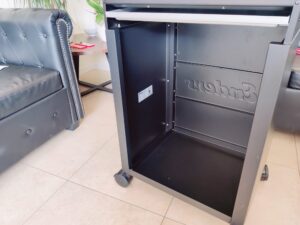 Enders eCRAVE 2 Elektrogrill Auffangschale eingesetzt