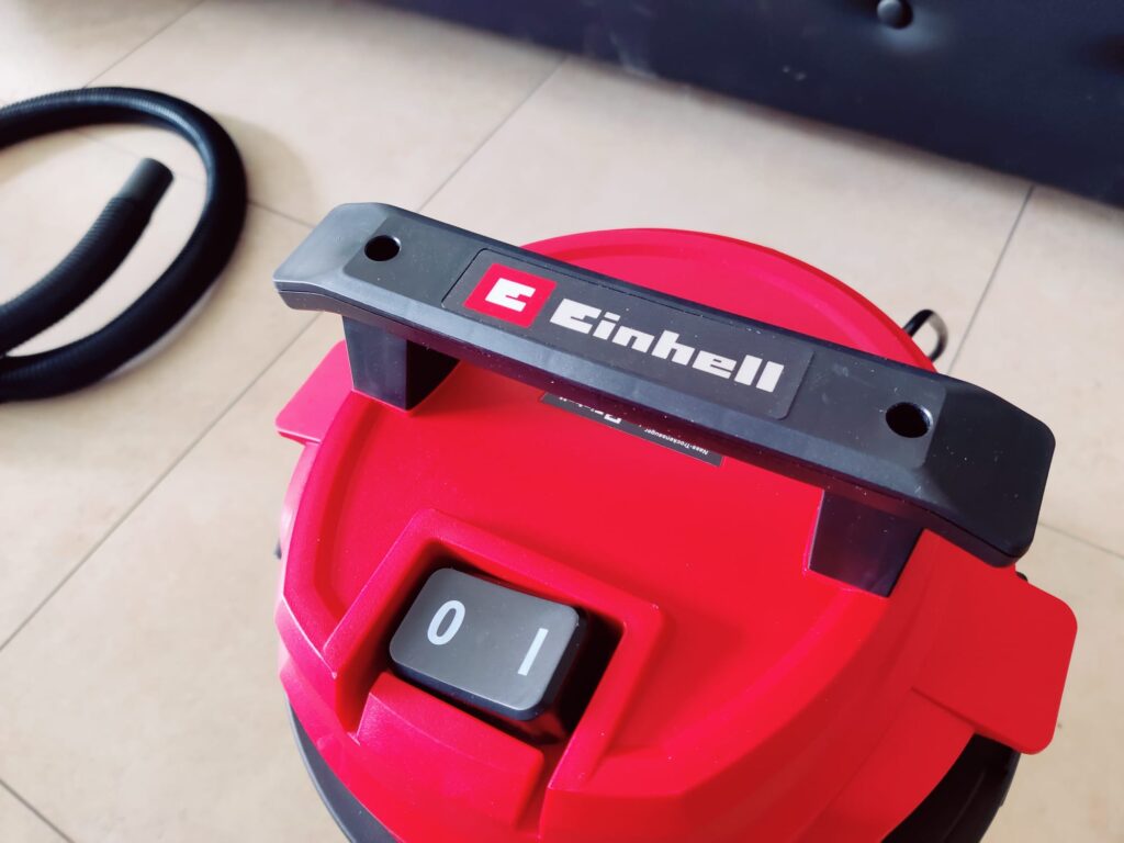 Einhell TC-VC 1240 S Nasssauger Griff montiert