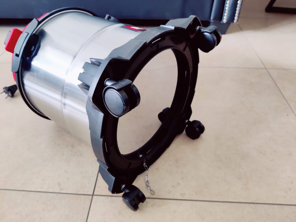 Einhell TC-VC 1240 S Nasssauger Rollen montiert