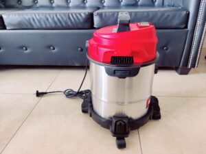 Einhell TC-VC 1240 S Nasssauger von der Seite