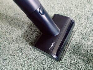 Tineco Pure ONE A90S Akku-Staubsauger Mini-Bürste montiert