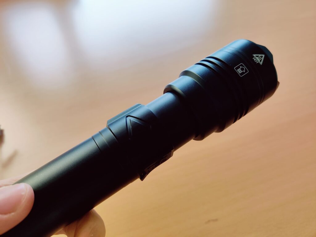 BEYSTE A15 Taschenlampe Zoom-Funktion