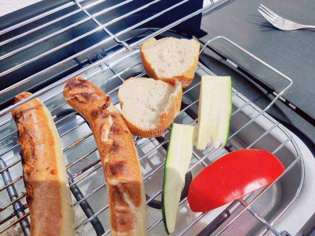TZS First Austria FA-5350-3 Elektrogrill Brot und Gemüse im Test