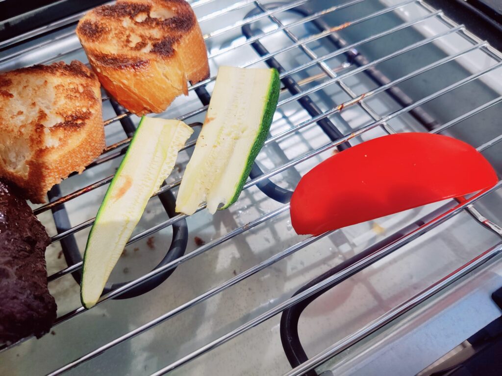 TZS First Austria FA-5350-3 Elektrogrill Grillergebnis Gemüse