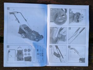 Anleitung des Einhell GC-EM 1742 Elektro-Rasenmähers geöffnet