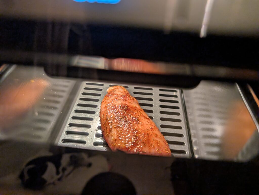 Braun TwinCook 5 Pro 3-in-1 Heißluftfritteuse Hähnchebrust Grillmodus
