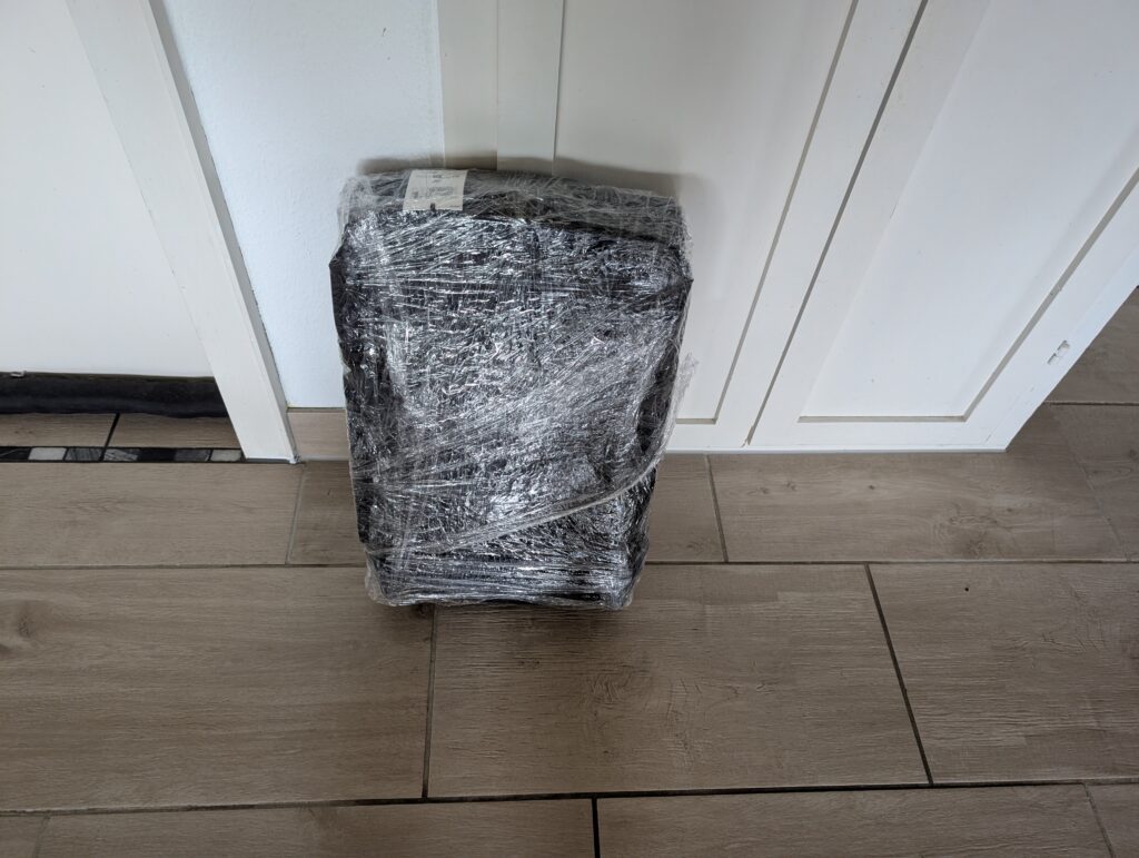 EASTPAK TRANVERZ S Koffer Auspacken